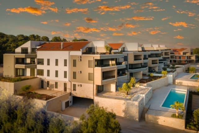 Luxury Apartment Anto With Sea View And Balcony Banjole Exterior photo