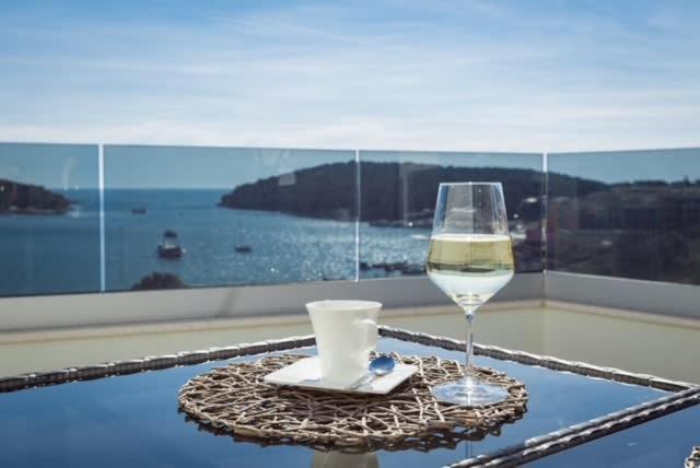 Luxury Apartment Anto With Sea View And Balcony Banjole Exterior photo